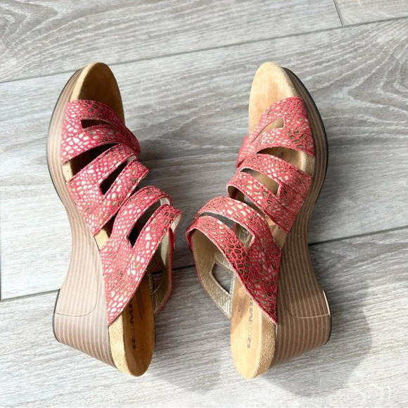 Romika  Red Metallic Wedge Sandals - Picture 9 of 15